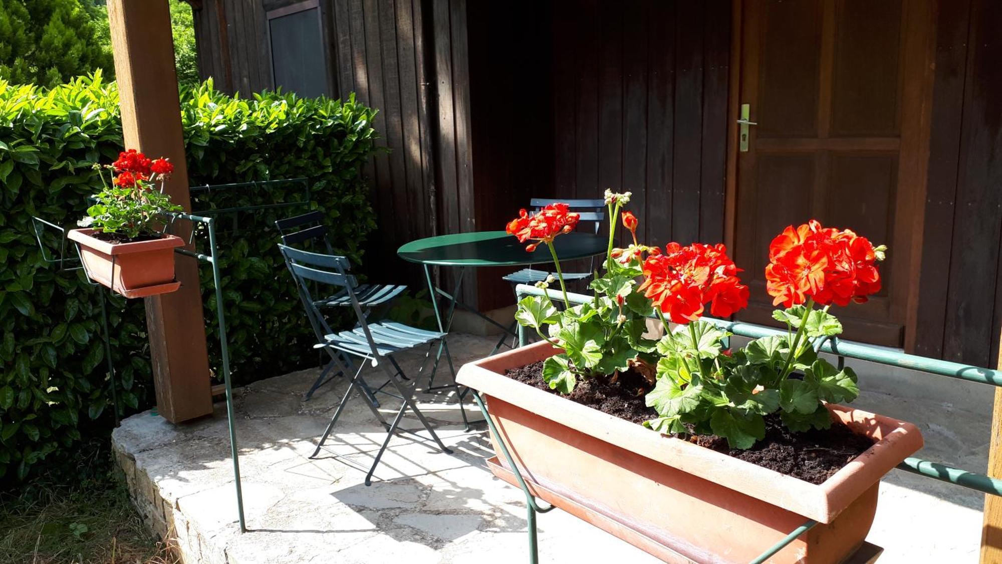Les Chalets Du Roc Alzon Exterior photo